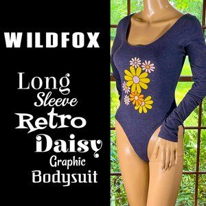 ▪️WILDFOX▪️Gray Long Sleeve Retro Daisy Bodysuit